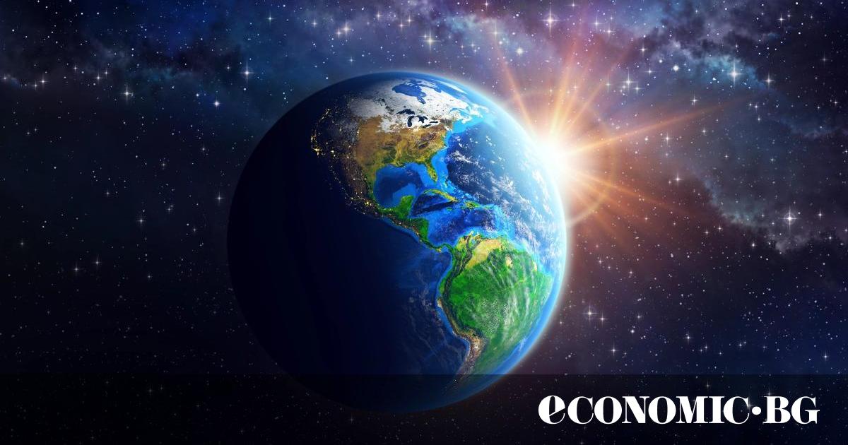 Известен със своя планетарен пръстен, Сатурн е една от четирите