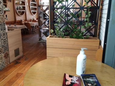 Вечерни новини: 20% ДДС на хляба и за ресторантите; Пак провал с поръчката за ПАВЕЦ „Чаира“