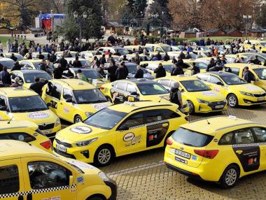 Колко струва наистина „Гражданска отговорност“ за такситата