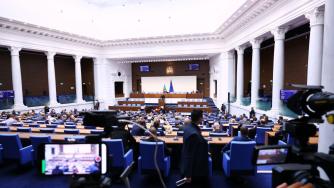 След четири часа дебати: Депутатите пак се провалиха в избора на председател на НС