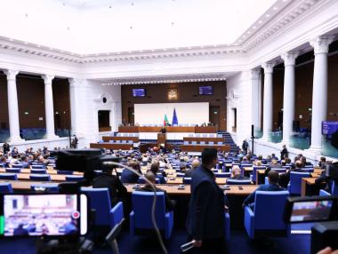 След четири часа дебати: Депутатите пак се провалиха в избора на председател на НС