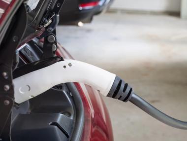 Как секторът за зареждане на електромобили може да подхрани европейската икономика?