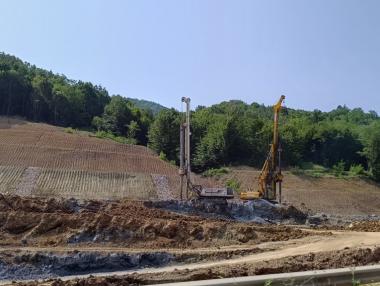 Седем нови свлачища: Пускането на отсечката Мездра – Лютидол се отлага