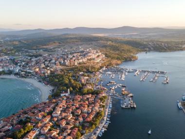 Област Бургас: икономиката расте, но бавно