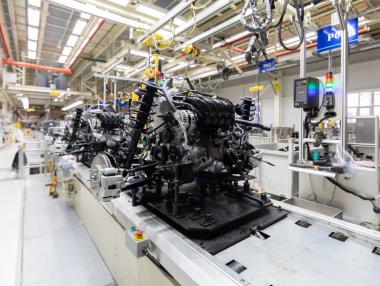 Автомобилният сектор е в „критичен момент“: България и още 6 страни сезираха ЕС