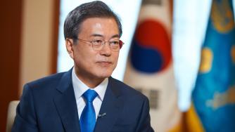 Южна Корея обяви военно положение