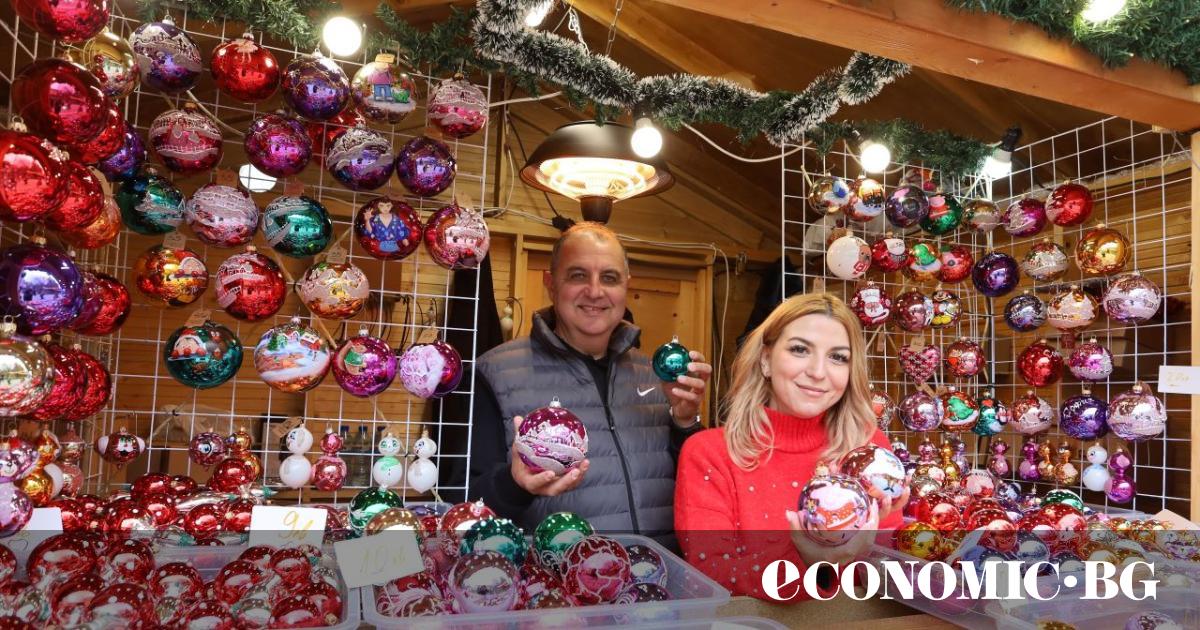 It`s the Most Wonderful Time of the Year изпява преди