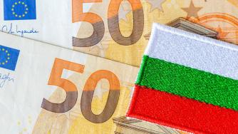 ОИСР: България ще се присъедини към еврозоната през 2026 г.