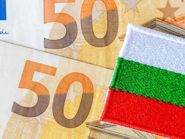 ОИСР: България ще се присъедини към еврозоната през 2026 г.