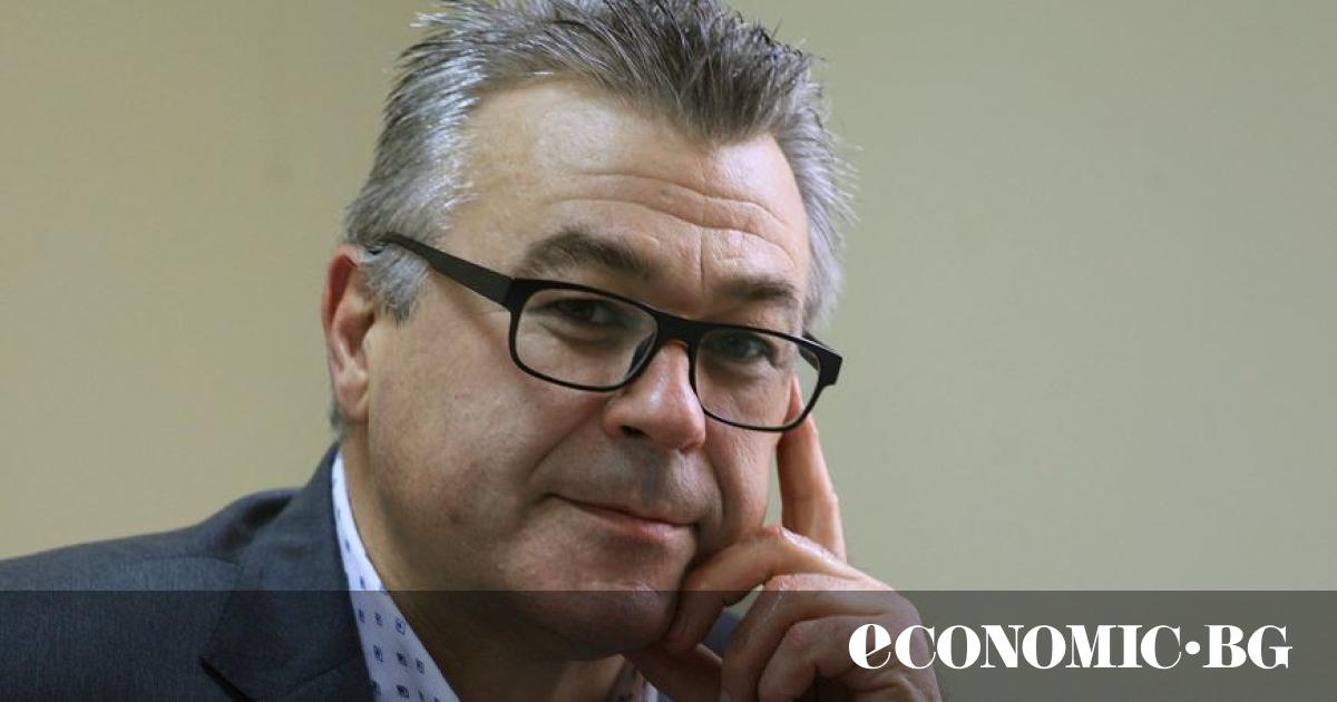 Изключително трудно е да се направи анализ без емоции на