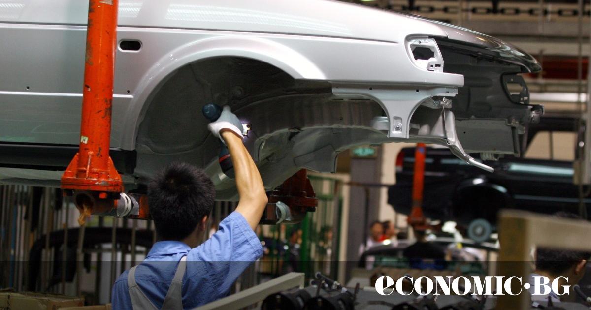 Големите китайски производители на електрически превозни средства (EV) може да