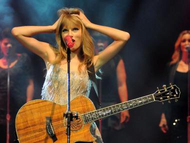 Ерата Eras приключи: 21-месечното турне на Тейлър Суифт счупи много рекорди