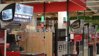 Две години за една: МФ ускорява вдигането на акциза на цигарите