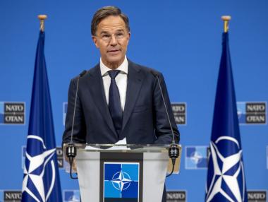 Генералният секретар на НАТО Марк Рюте ще посети България следващата седмица