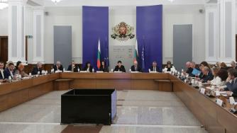 „Числата са абсурдни“: Данъчната амнистия няма да проработи