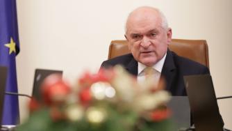 Главчев заплаши да оттегли Бюджет 2025, без да познава процедурите