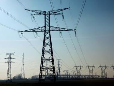 Вечерни новини: Либерализацията на тока остава под въпрос; „Фантазиите“ на Петкова застрашават добивния сектор