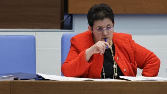 МФ залага колосални увеличения на министерските бюджети за 2025 г. (Графики)