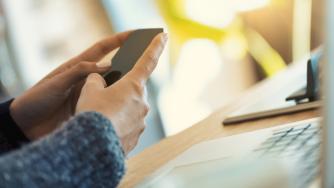 С ниски такси и за 10 секунди – в България вече са възможни такива еврови преводи