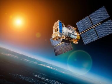 С €10 млрд. ЕС се хвърля в сателитна интернет надпревара с Илон Мъск