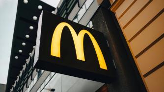 McDonald's тества нова концепция без зона за хранене