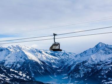 Лифтът, който води директно до ресторанта на Джеймс Бонд