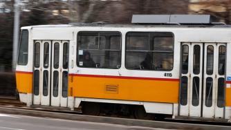 Само един изпълнител иска да ремонтира съветските трамваи в София