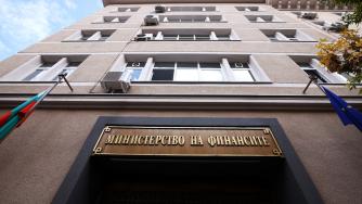 Бюджетът за 2024 г. ще приключи с дефицит от 6.1 млрд. лв.