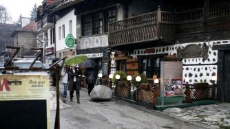 Вечерни новини: Бюджет 2025 отпадна от ресорната комисия; Казахстански купувач гледа към „Лукойл Нефтохим“