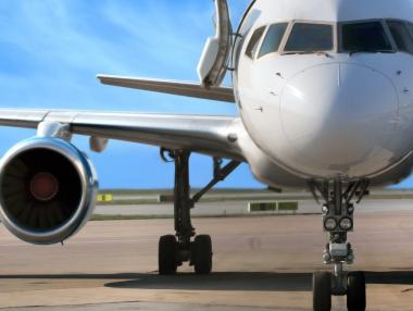 Кабинетът прие мнистърът на транспорта да определя международните авиопревозвачи