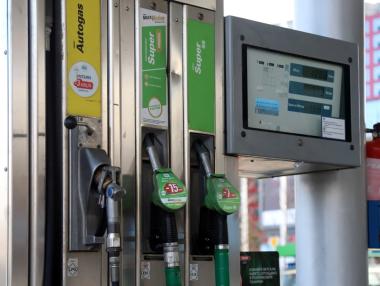 Вечерни новини: Ще останем ли без бензин от март?; ТЕЦ „КонтурГлобал Марица-изток 3“ отново заработи