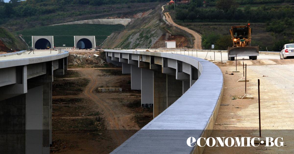 Общо 46 са подадените оферти в мегапоръчката над 2.2 млрд.