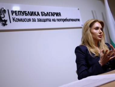 КЗП забрани обявеното от телекомите повишение на цените