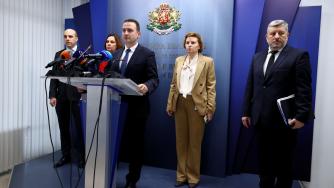 Останалите без ток домакинства ще получат 30 – 40 лв. за денонощие