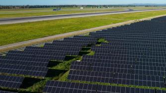 Рим строи най-голямата летищна соларна система в Европа