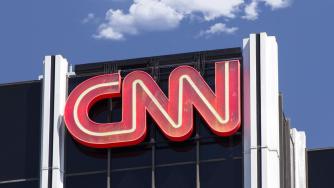 CNN ще уволни стотици служители