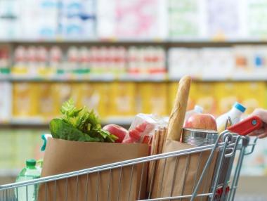 КНСБ изчисли колко струва „нормалният“ живот в България