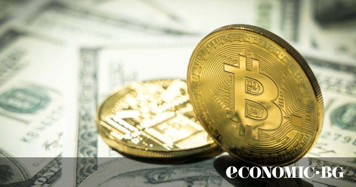 Биткойн падна под 100 000 долара за брой. Според Bloomberg трейдърите