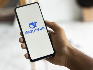 Какво представлява DeepSeek и защо предизвиква шок в света на изкуствения интелект?