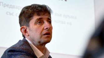 „Параходство БМФ“ показа доказателства за бурята, повредила котвата на „Вежен“