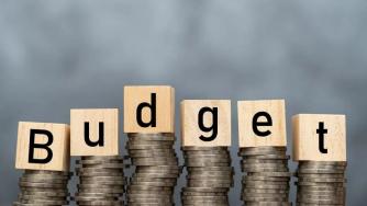 Вечерни новини: Държавата скоро ще е на минус 3 млрд. лв.; Прогноза за по-висок ръст на заплатите