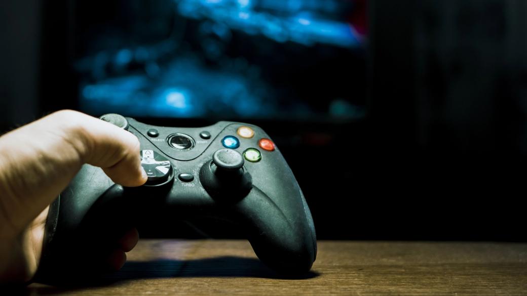 „С тях управляват дронове“: ЕС планира забрана на Xbox и PlayStation в Русия