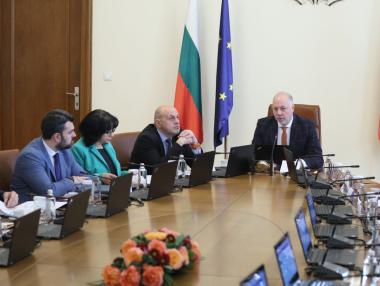 Правителството призна само 4 работодателски организации