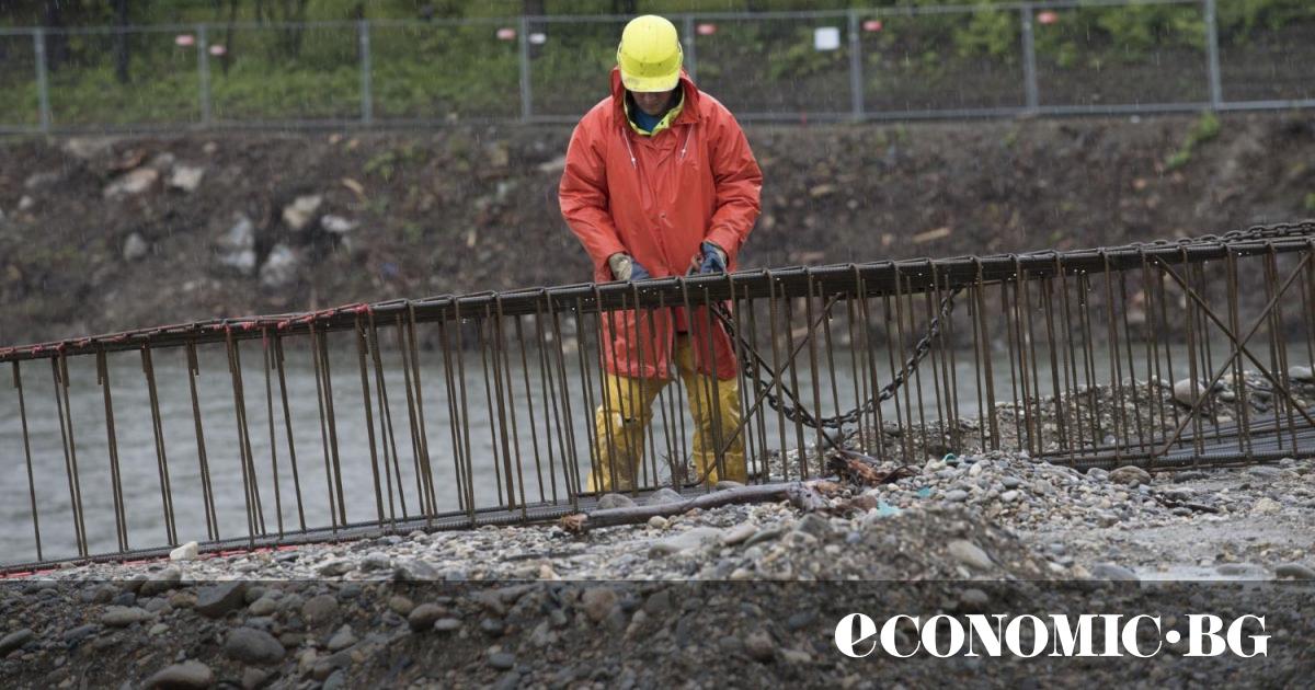 През цялата 2024 г. стагнацията на пазара на труд продължава