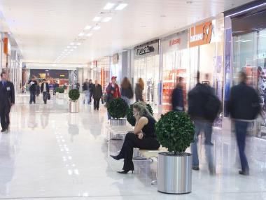 Длъжни ли са физическите магазини да приемат върнати стоки?