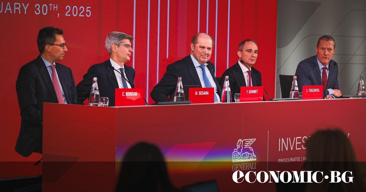 На заседание с председател Andrea Sironi, Съветът на директорите на