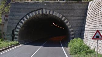 Започна разпореденият от премиера ремонт на светлините в „Кривия тунел“