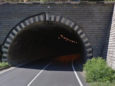 Започна разпореденият от премиера ремонт на светлините в „Кривия тунел“