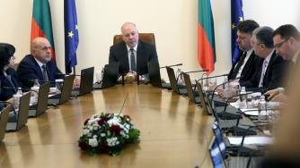 Желязков подхвана тол системата и „Автомобилна администрация“