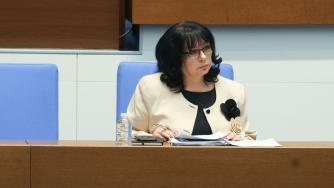 „Експертите в МФ са в стрес“: Неразплатените разходи за 2024 г. скочиха до 4 млрд. лв.